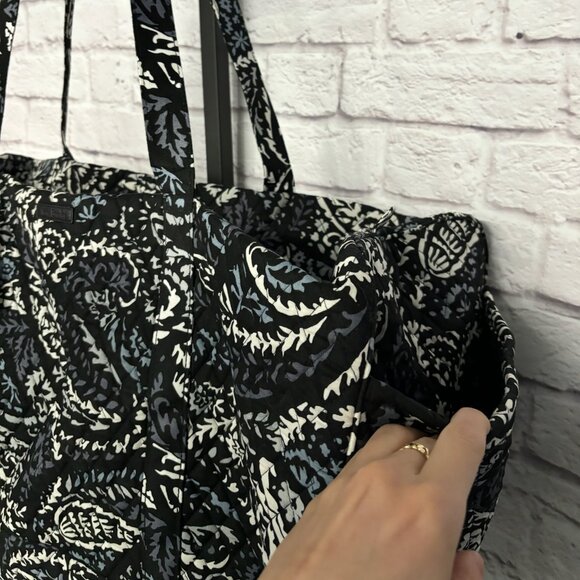 Vera Bradley XL Duffle (NWT) - Picture 5 of 5